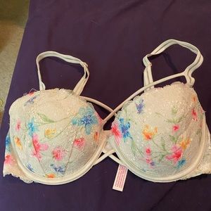 EUC VS Pink Strappy Floral Date Push-up Bra 32DD